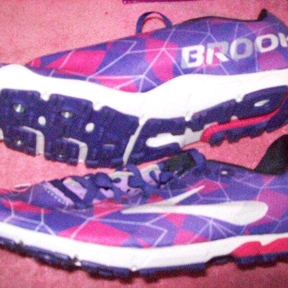 Brooks Track Running Shoes - Mach 16- Women's -9.5 Medium - Picture 5 of 8